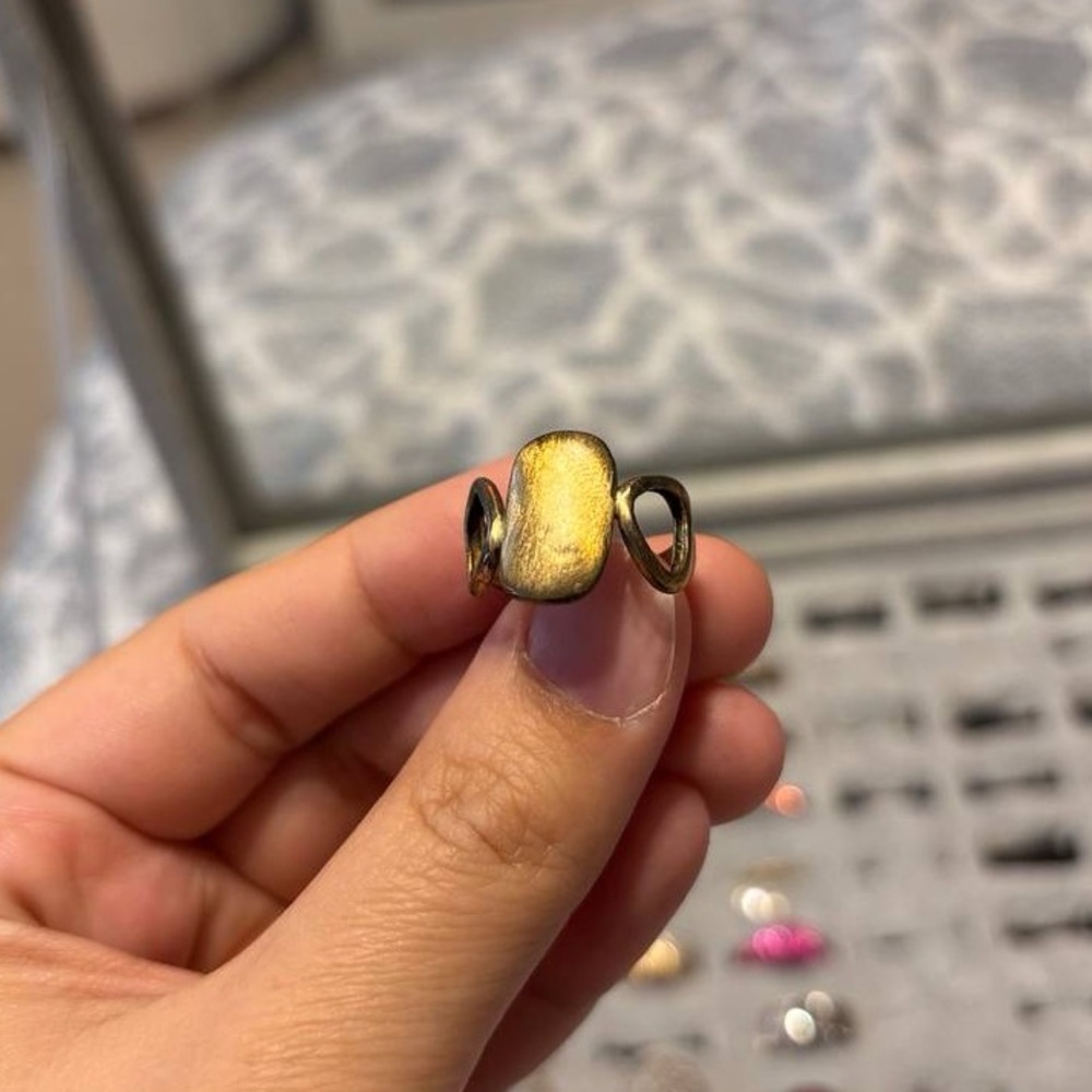Adami & Martucci ring